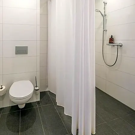 Hotel Roomingtons Alb 3*